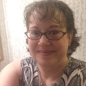 Meet your Posher, Connie